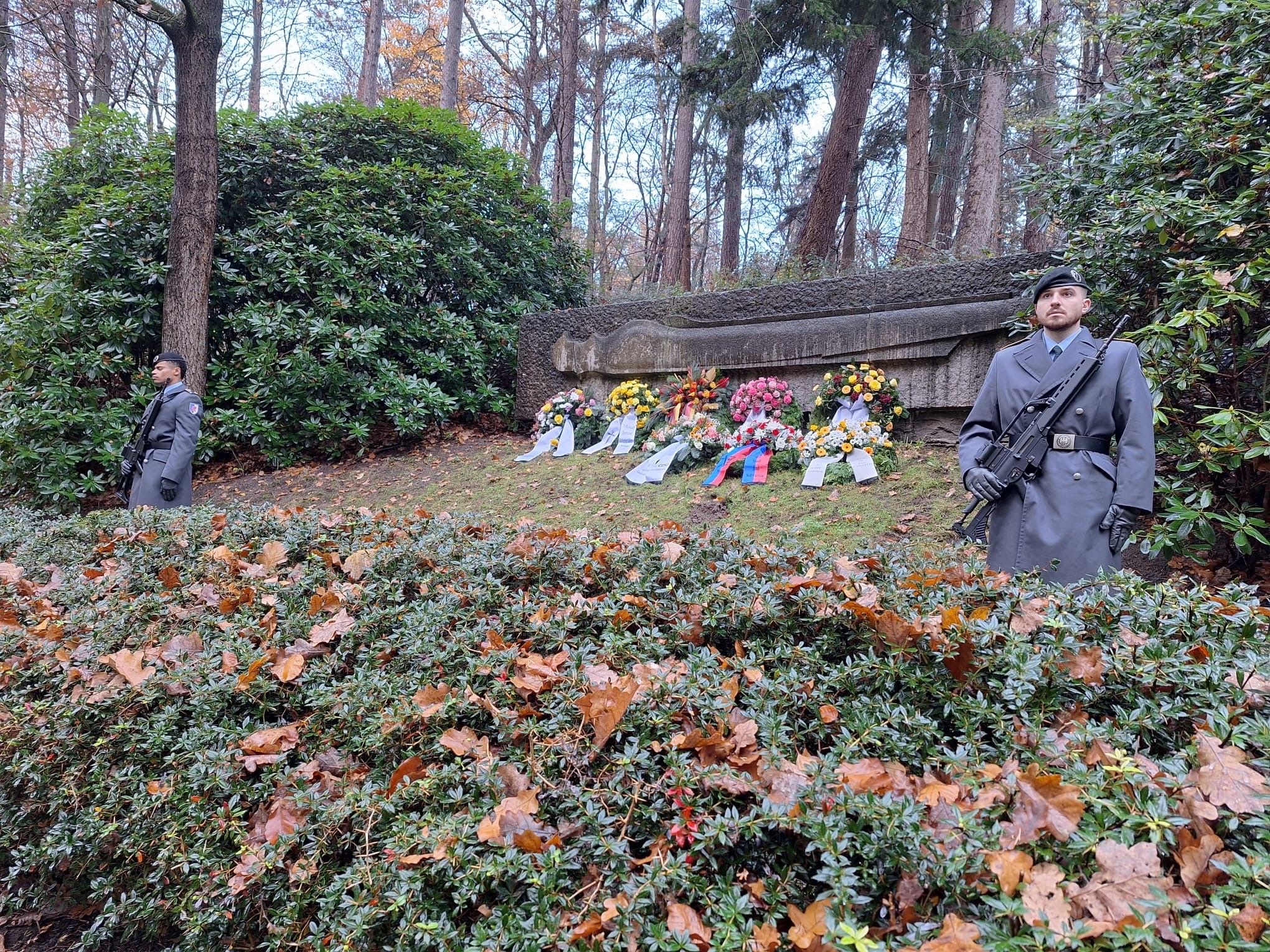 Gedenkfeier der Stadt Bad Schwartau zum Volkstrauertag